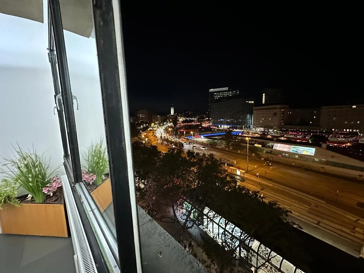 Apartment Am Schwedenplatz Vienna Austria
