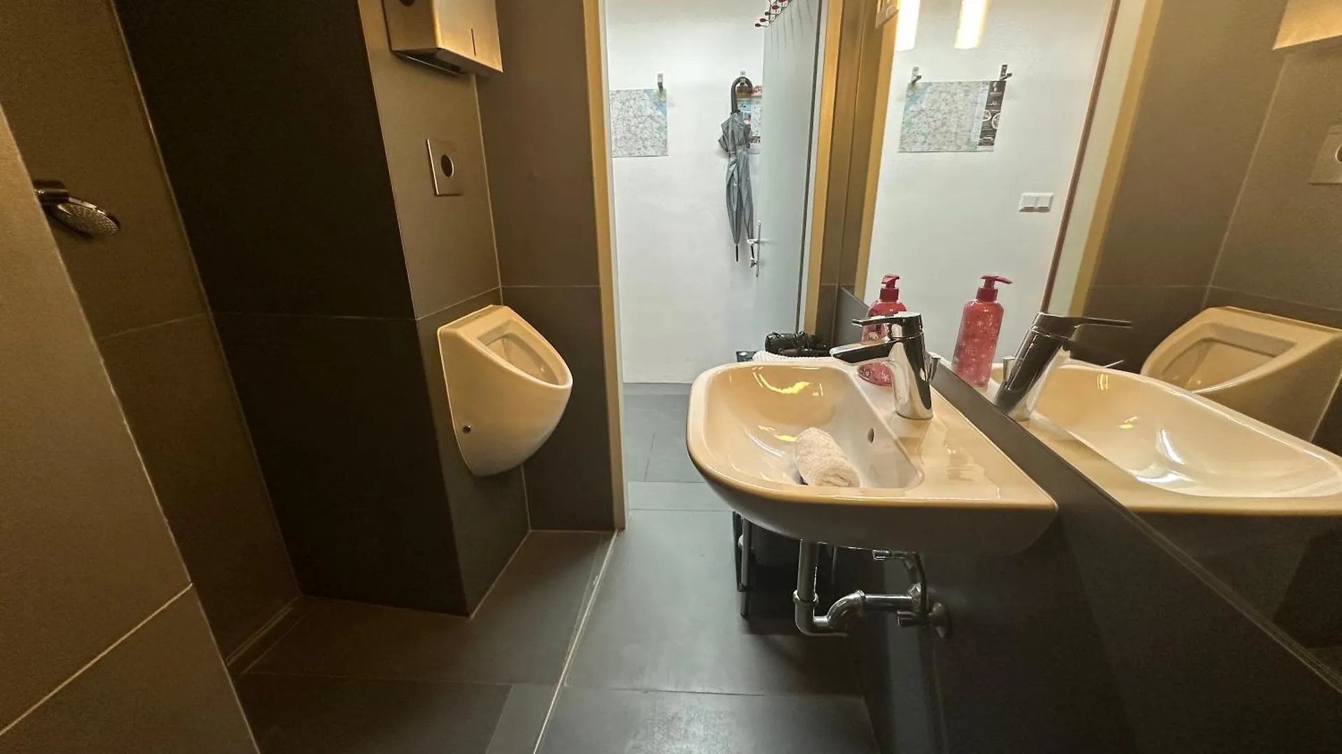Apartment Am Schwedenplatz Vienna Austria